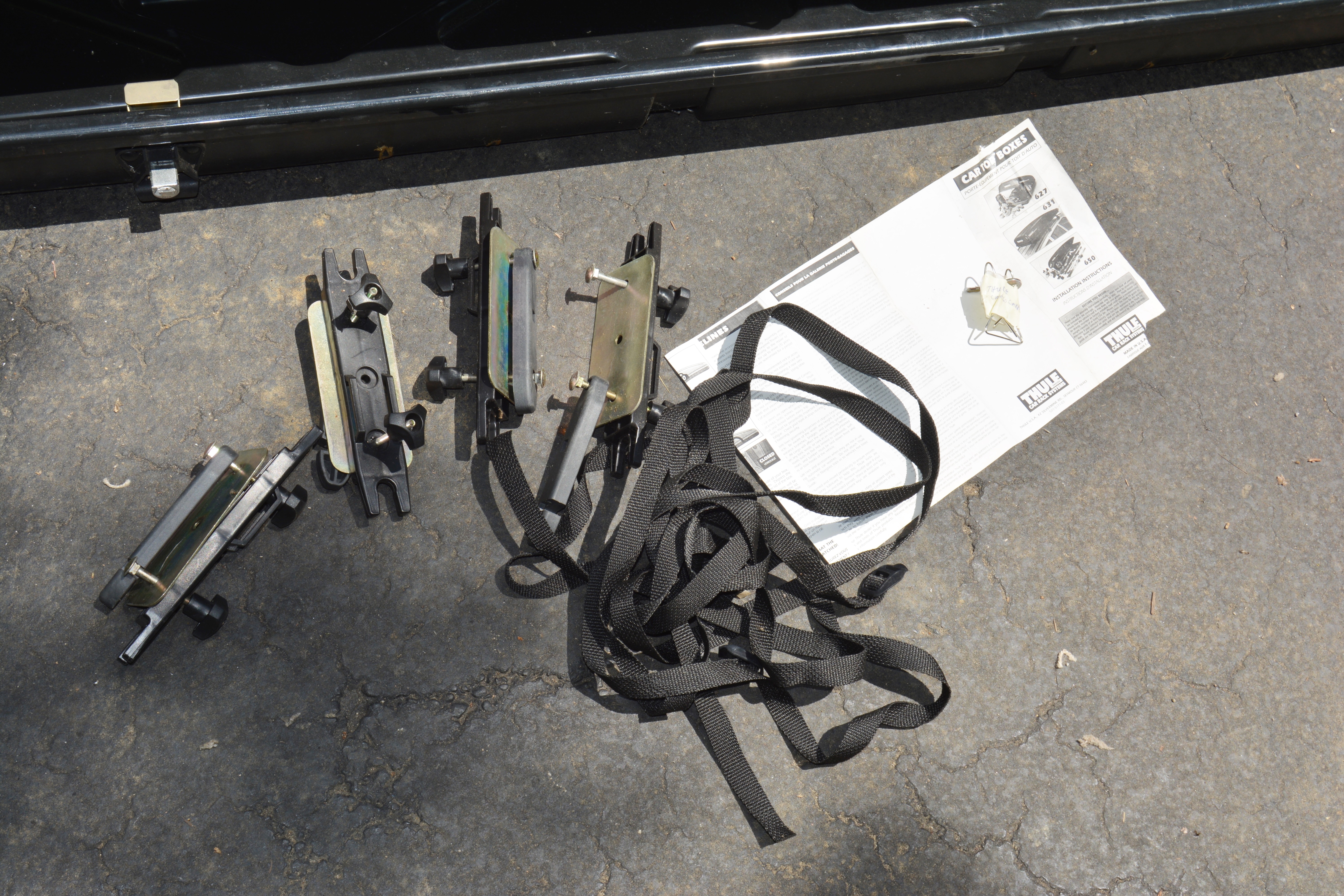 Thule "Adventurer" Car Top Carrier EBTH