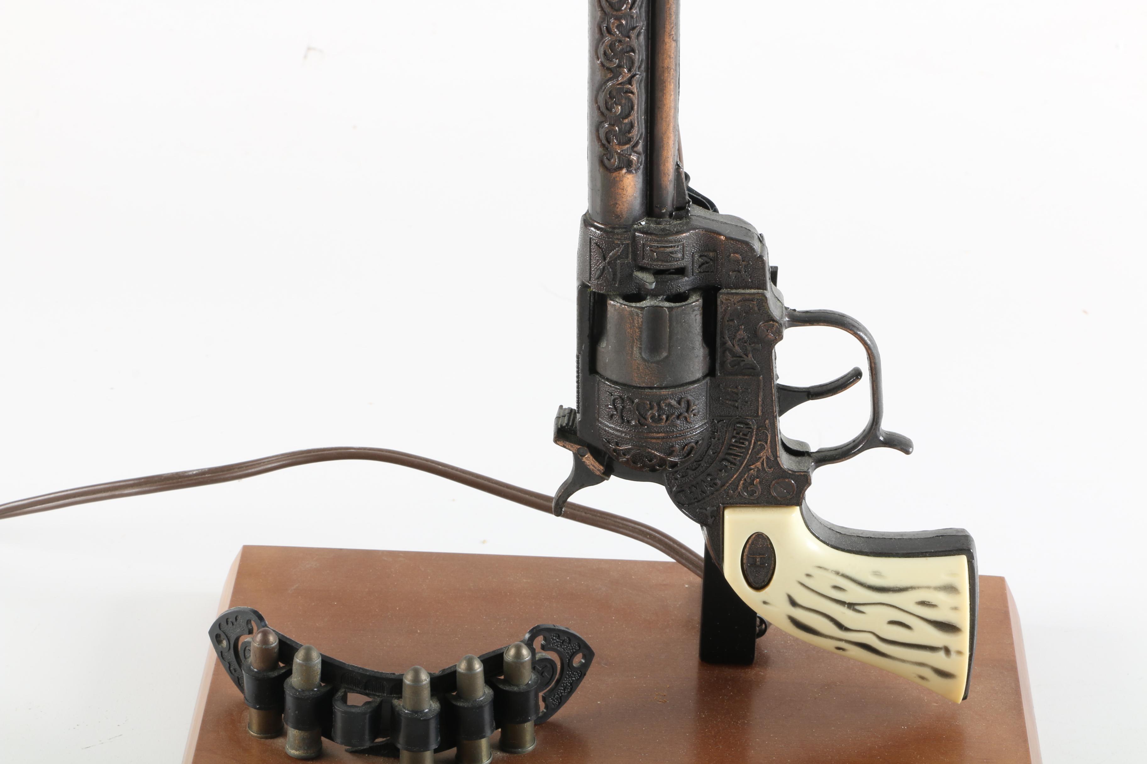 Vintage Nursery Plastics Inc. Leslie Henry Texas Ranger 44 Toy Gun