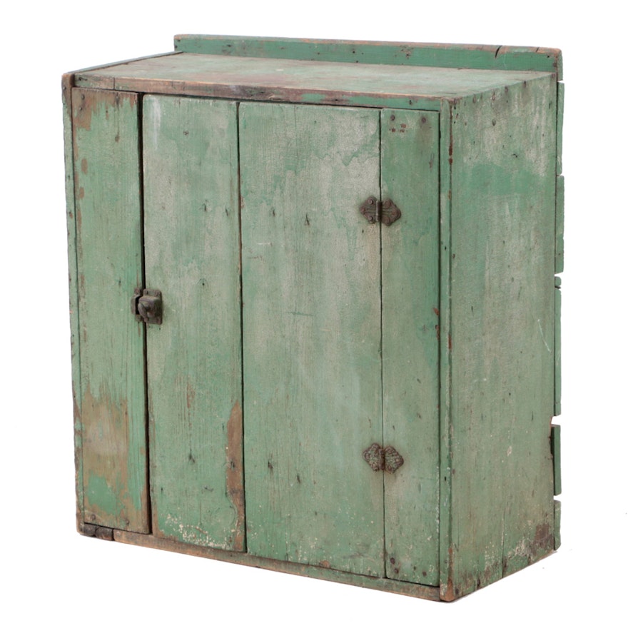 Antique Primitive Green Painted Cupboard : EBTH Antique Primitive Green Painted Cupboard ... - Antique Primitive Green Painted Cupboard : EBTH