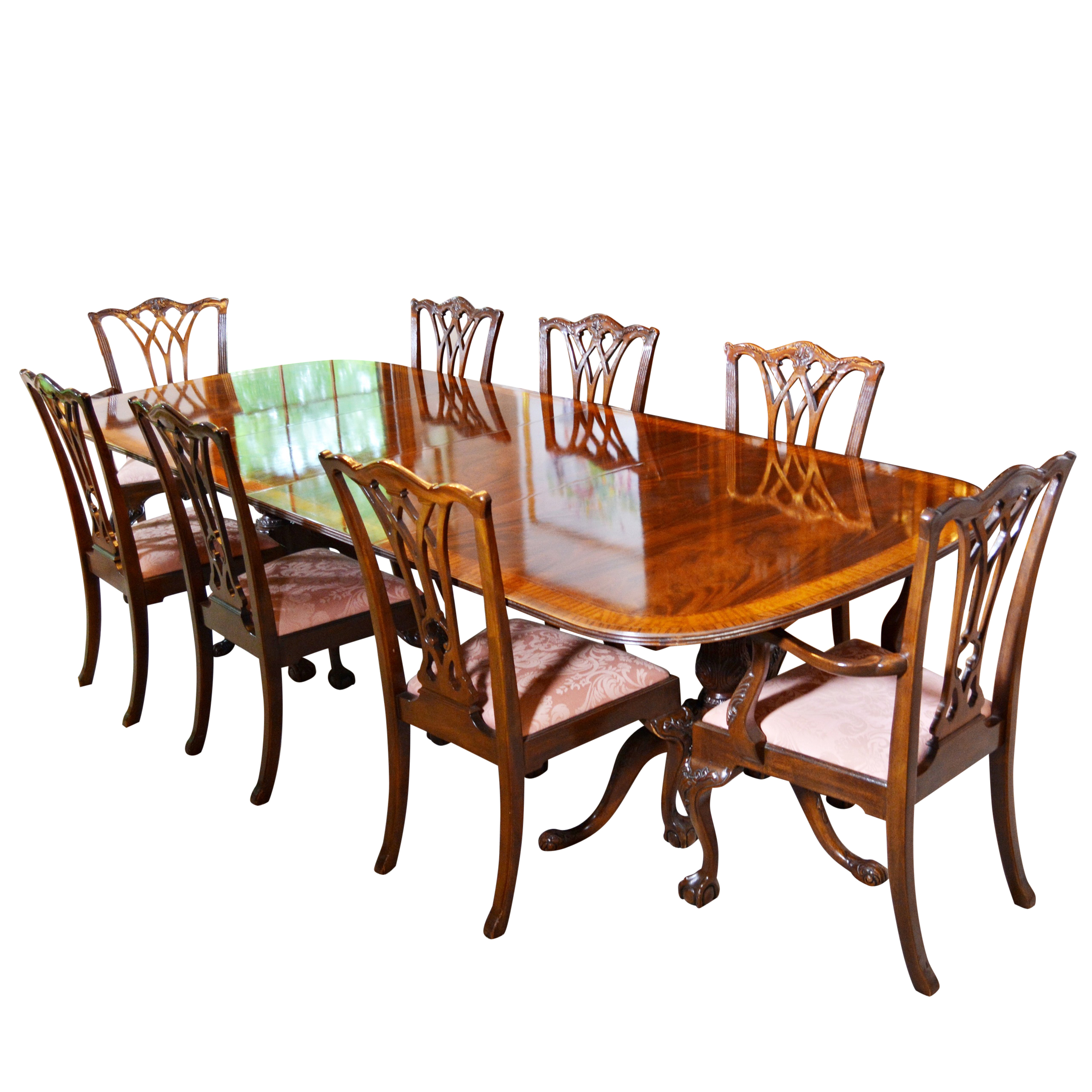 DrexelHeritage "Heirloom" Collection Chippendale Style Dining Table