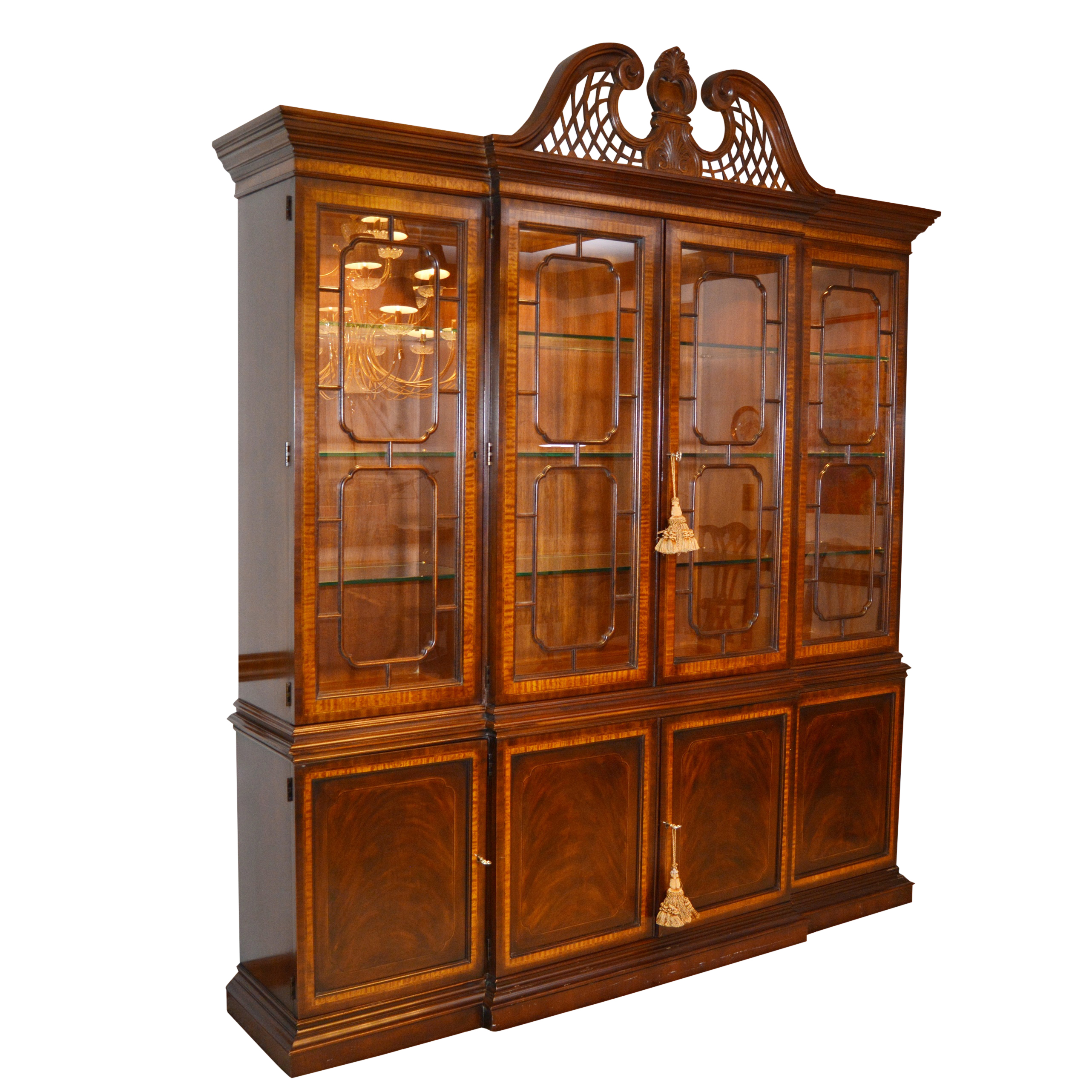 DrexelHeritage "Heirloom" Collection Breakfront China EBTH