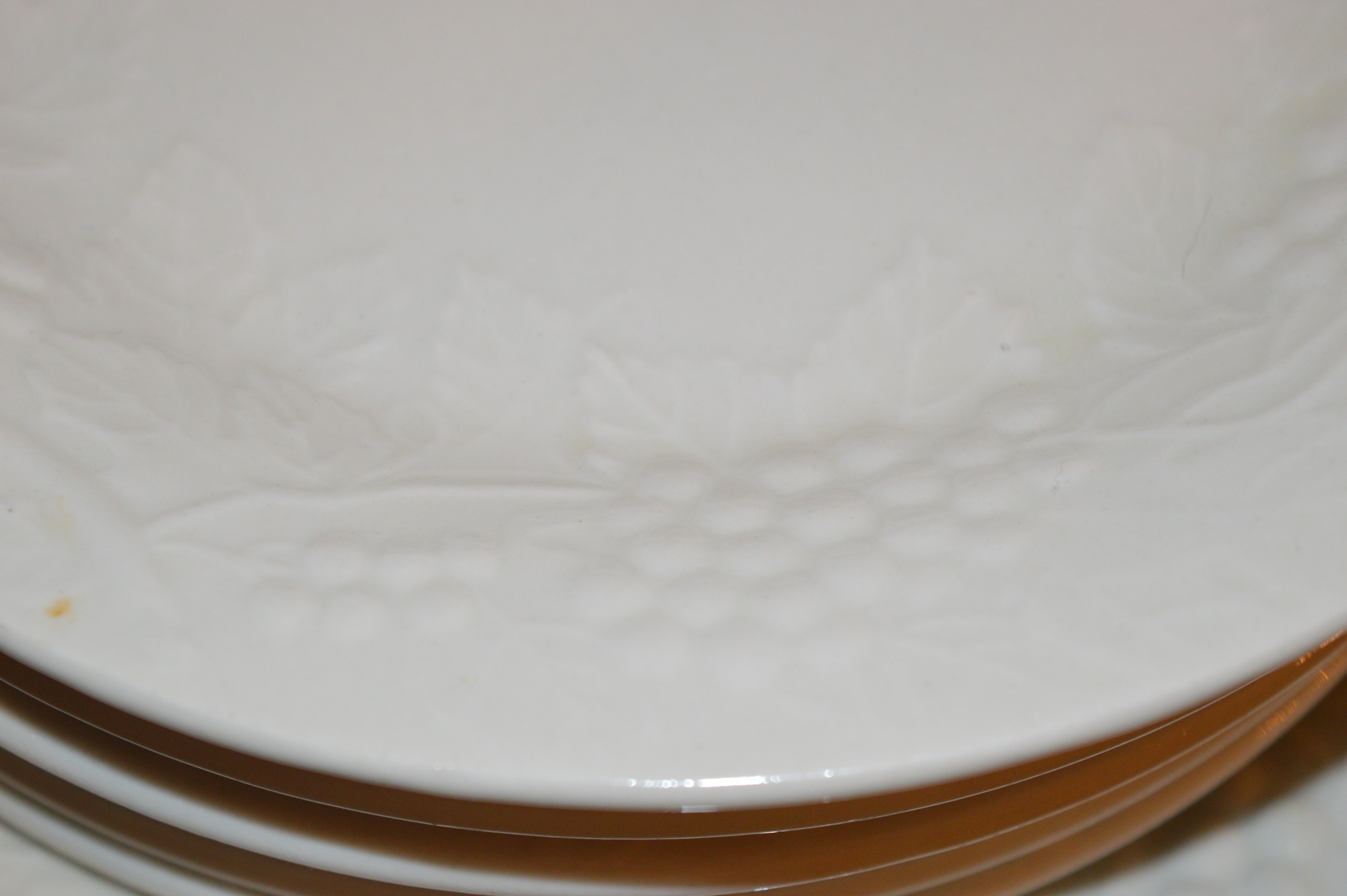 Tabletops Unlimited "Vineyard" Dishes EBTH