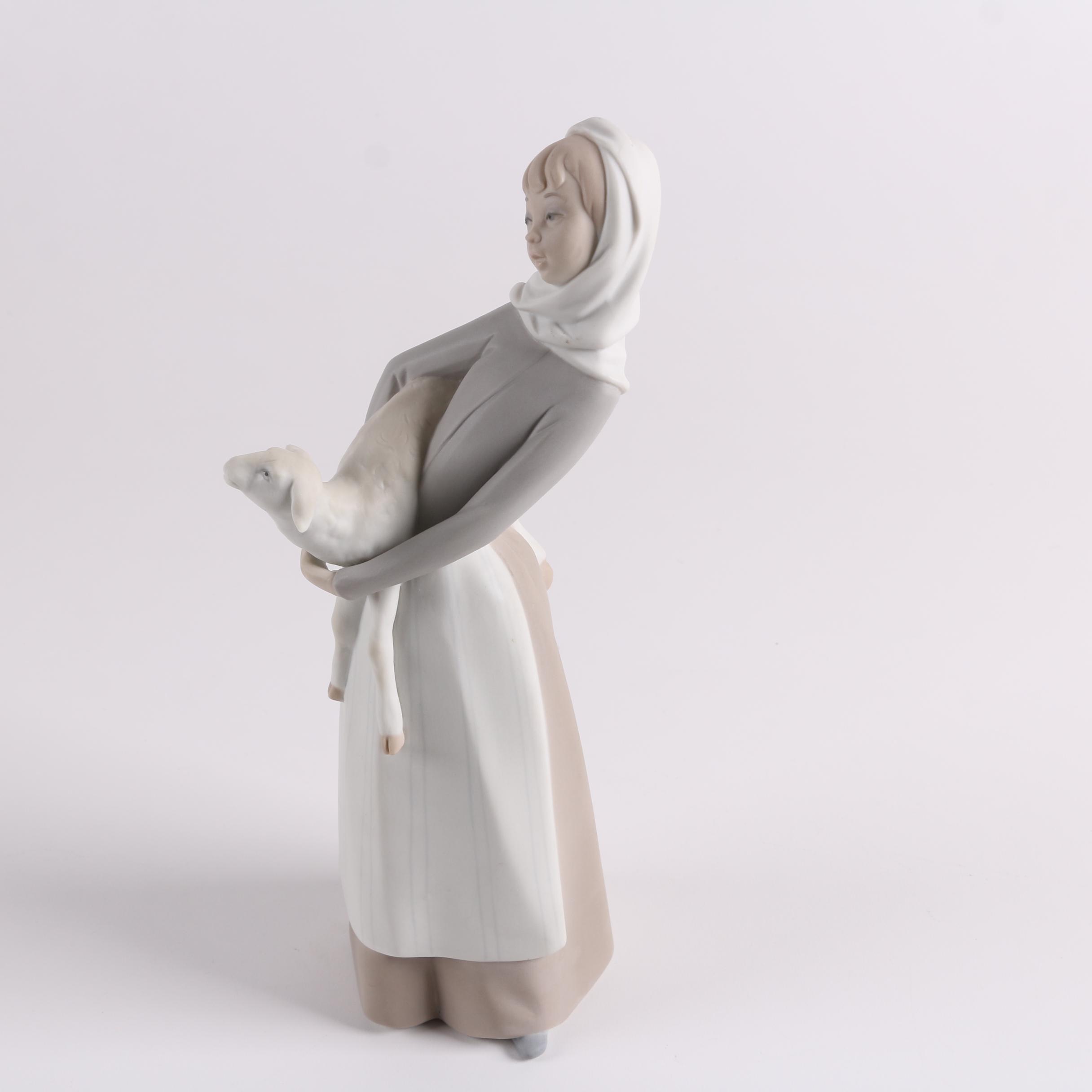 Lladró "Girl with Lamb" Bisque Porcelain Figurine EBTH