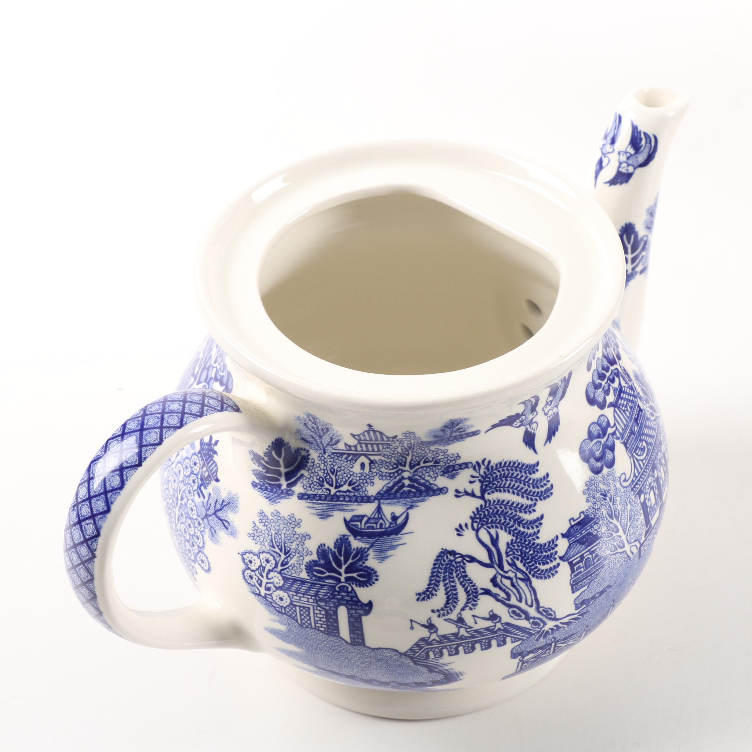 Cardew Design "Blue Willow Dresser" and Sadler "Blue Willow" Teapots EBTH