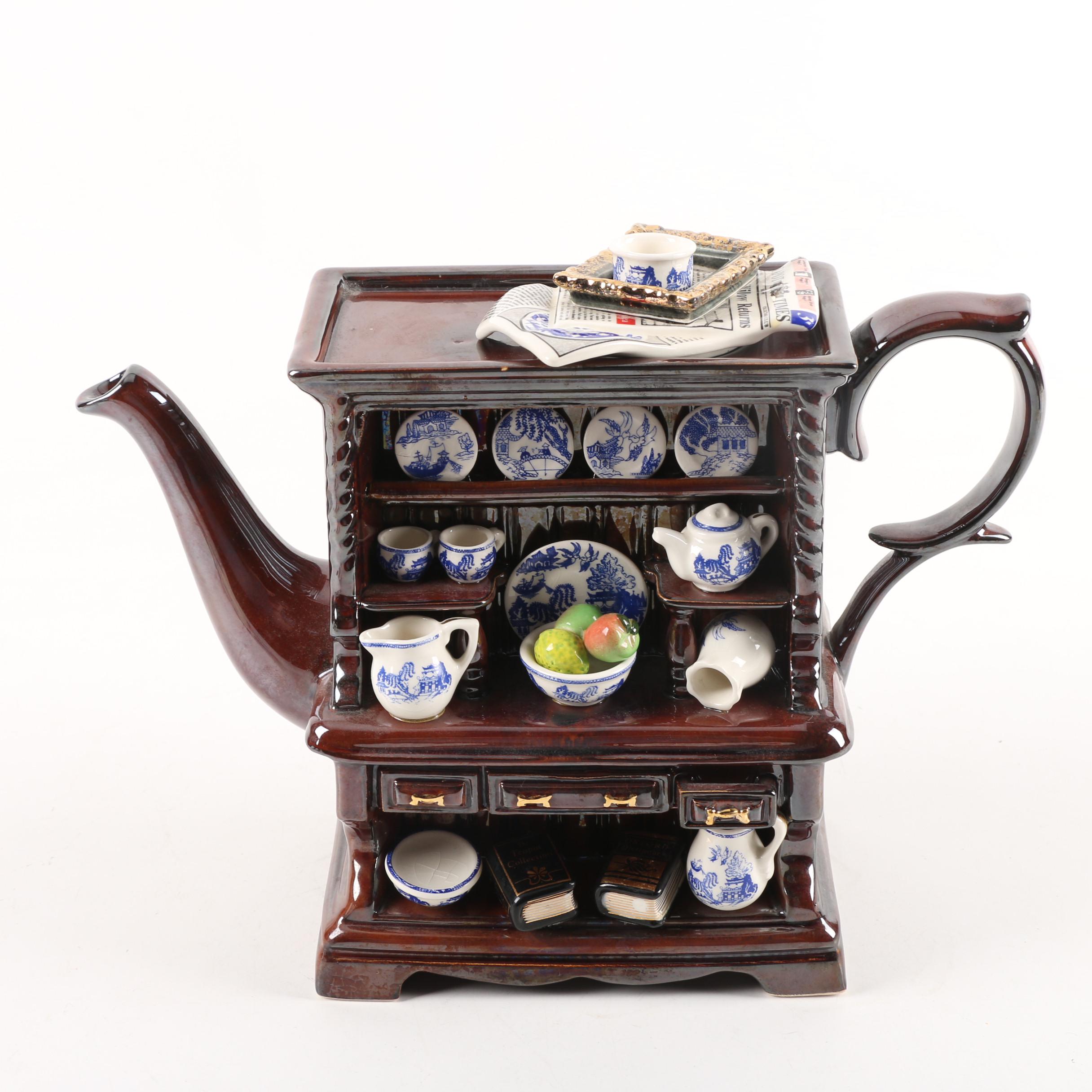 Cardew Design "Blue Willow Dresser" and Sadler "Blue Willow" Teapots EBTH