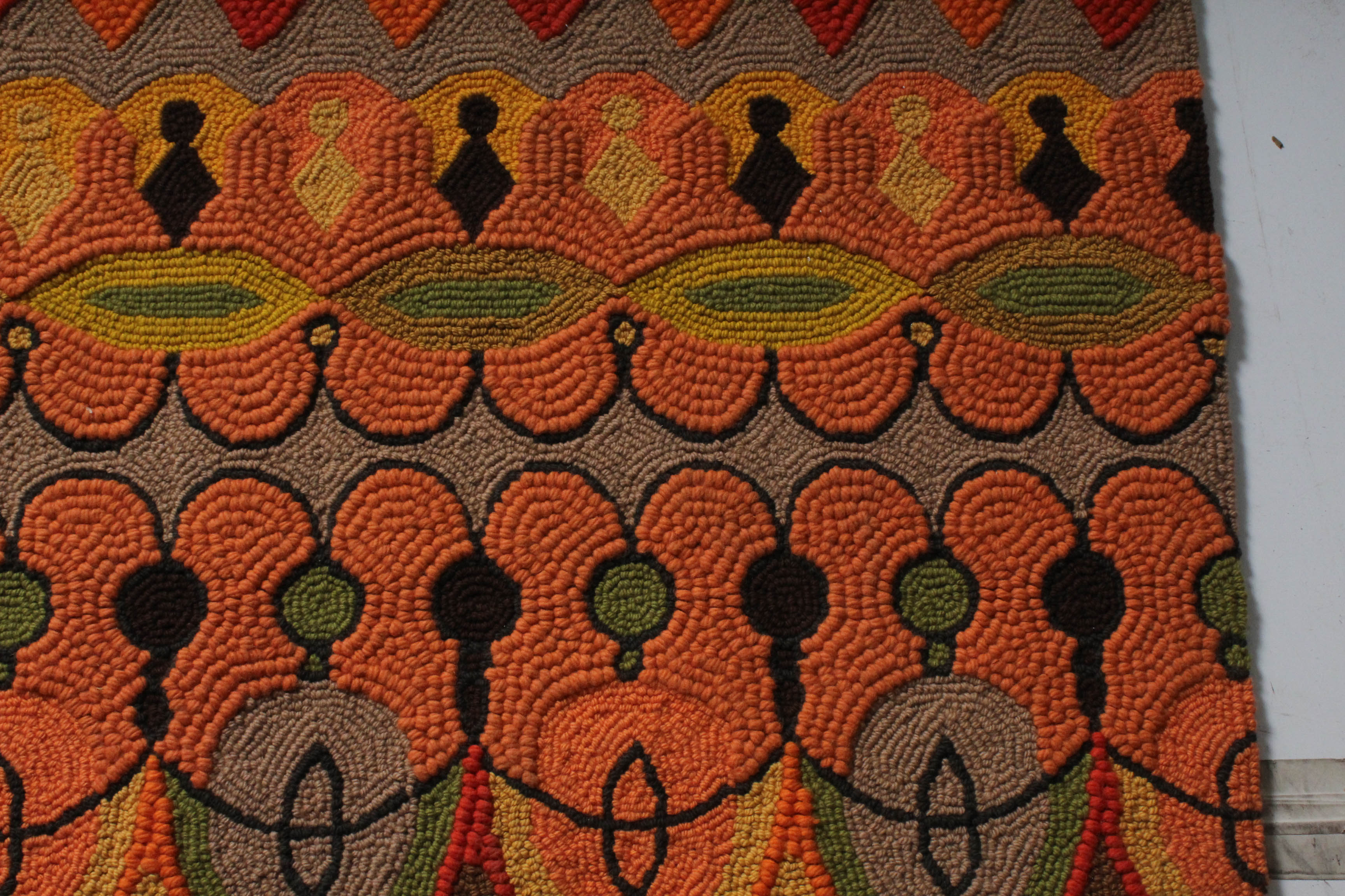 Tamacani Mexican Hooked Area Rug EBTH