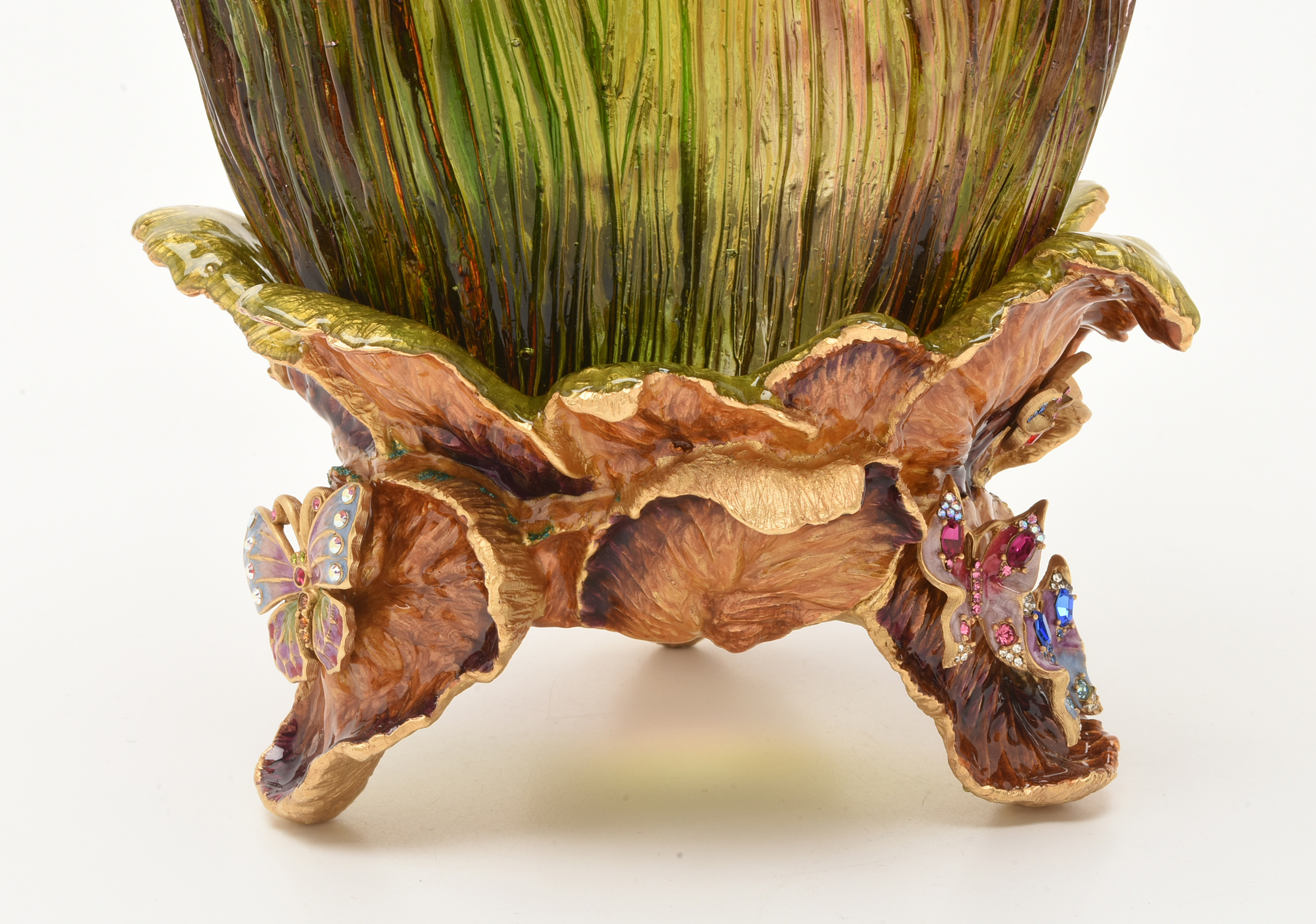 Jay Strongwater HandCrafted "Diana" Glass and Crystal Footed Vase EBTH