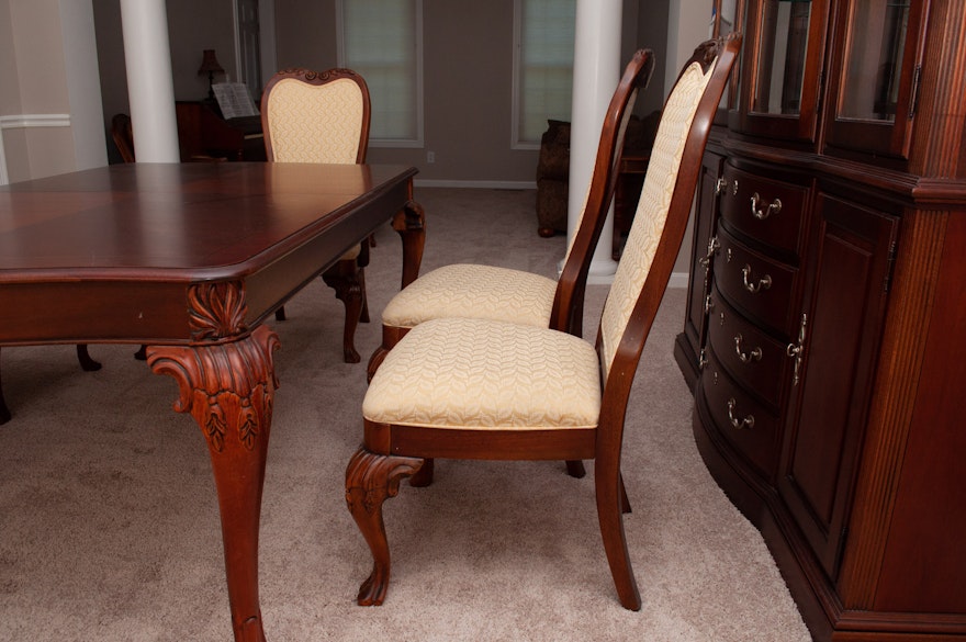 Impressions By Thomasville Dining Room Set