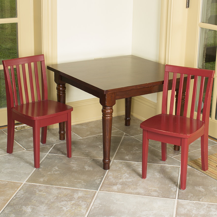 Child S Table And Chairs By Pottery Barn Kids Ebth