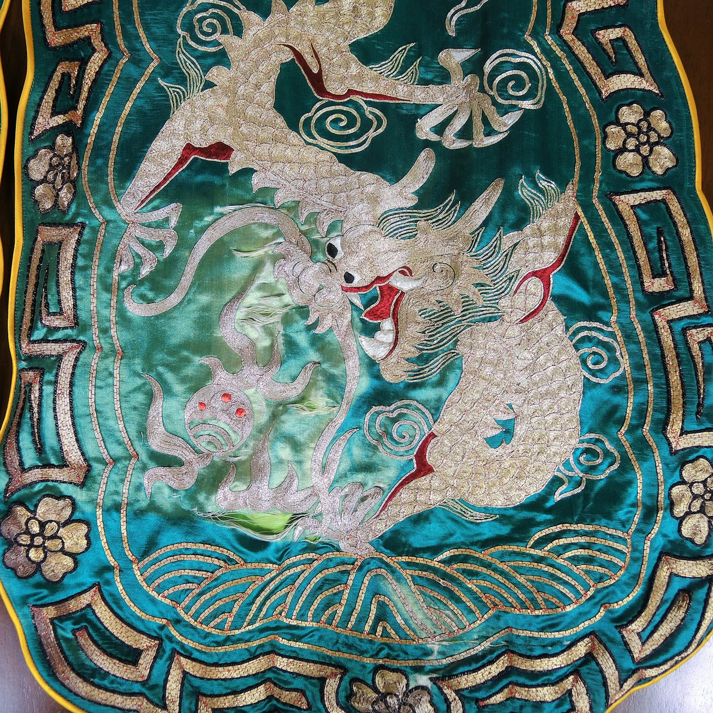 Download Vintage Peking Opera Dragon Armor Costume | EBTH