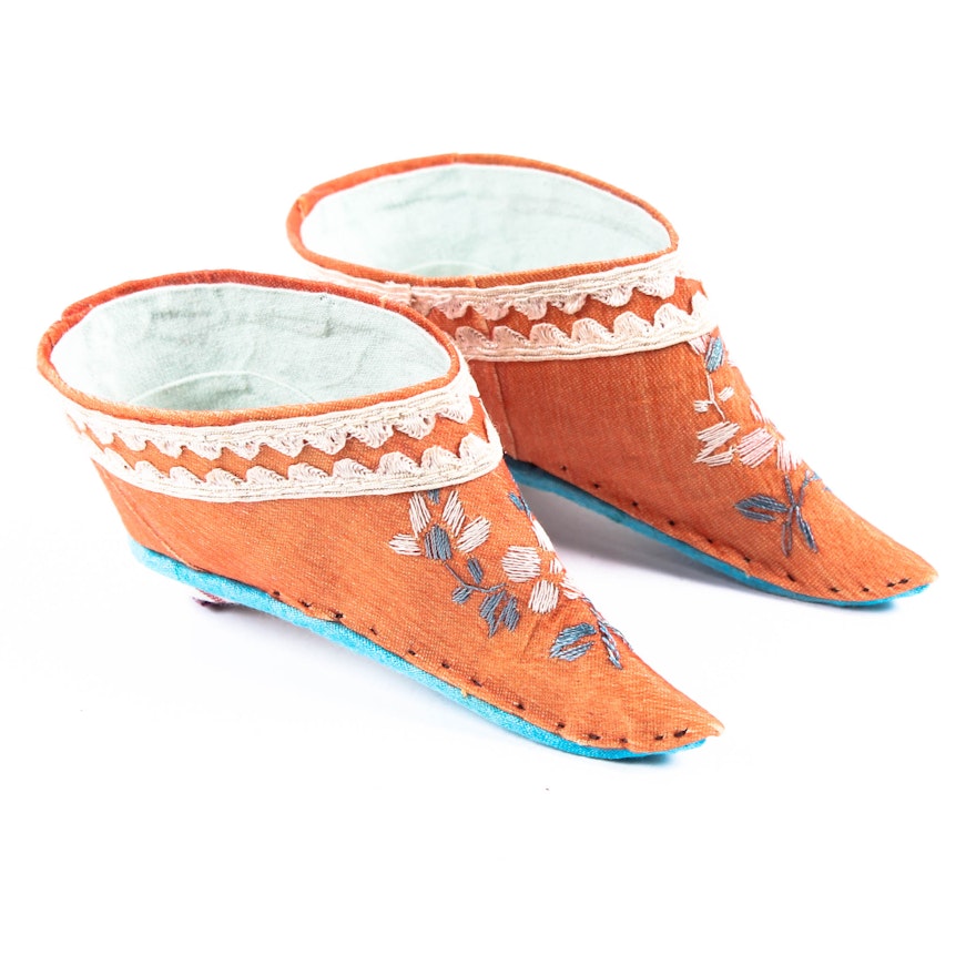 Chinese Embroidered Silk Lotus Slippers