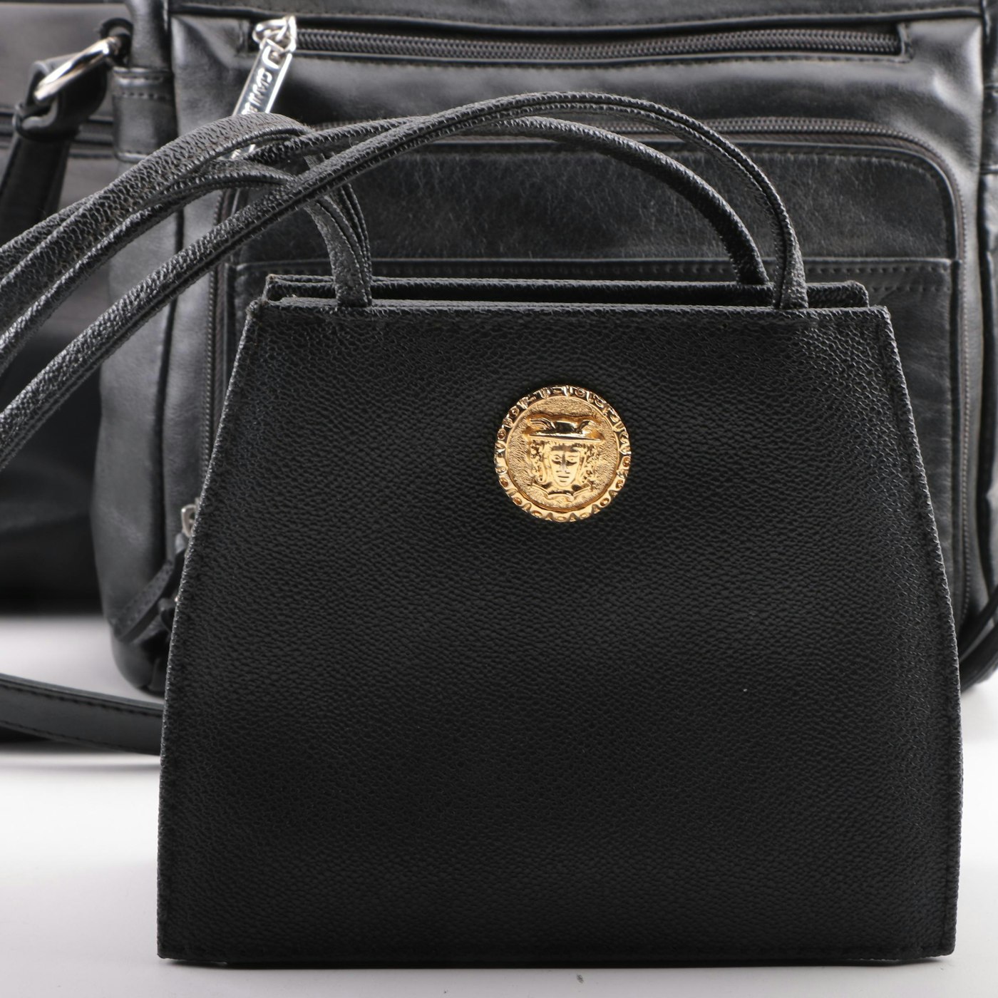 Giani Bernini Black Leather Shoulder Bag with Others | EBTH