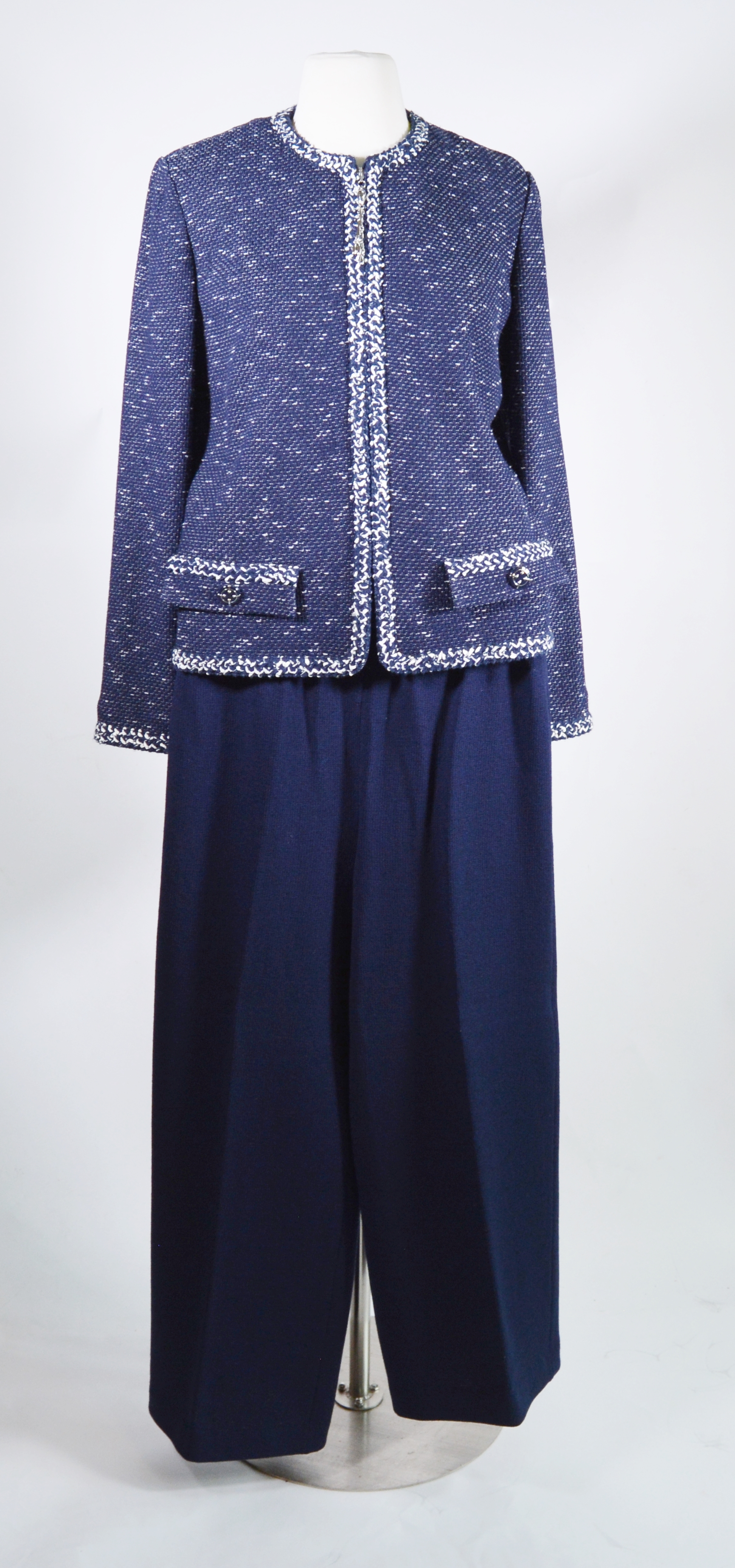 St. John Collection Navy Knit Pant Set EBTH