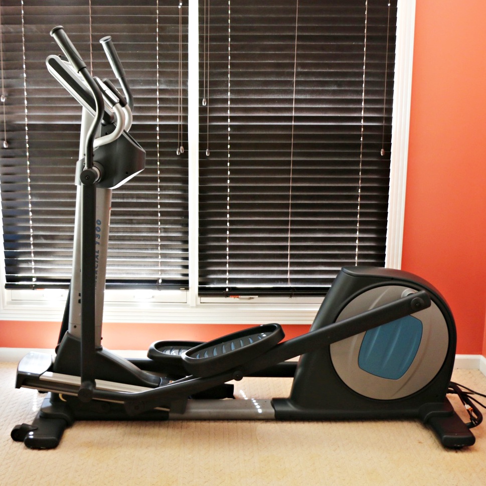 Nordictrack 1300 Elliptical 2025