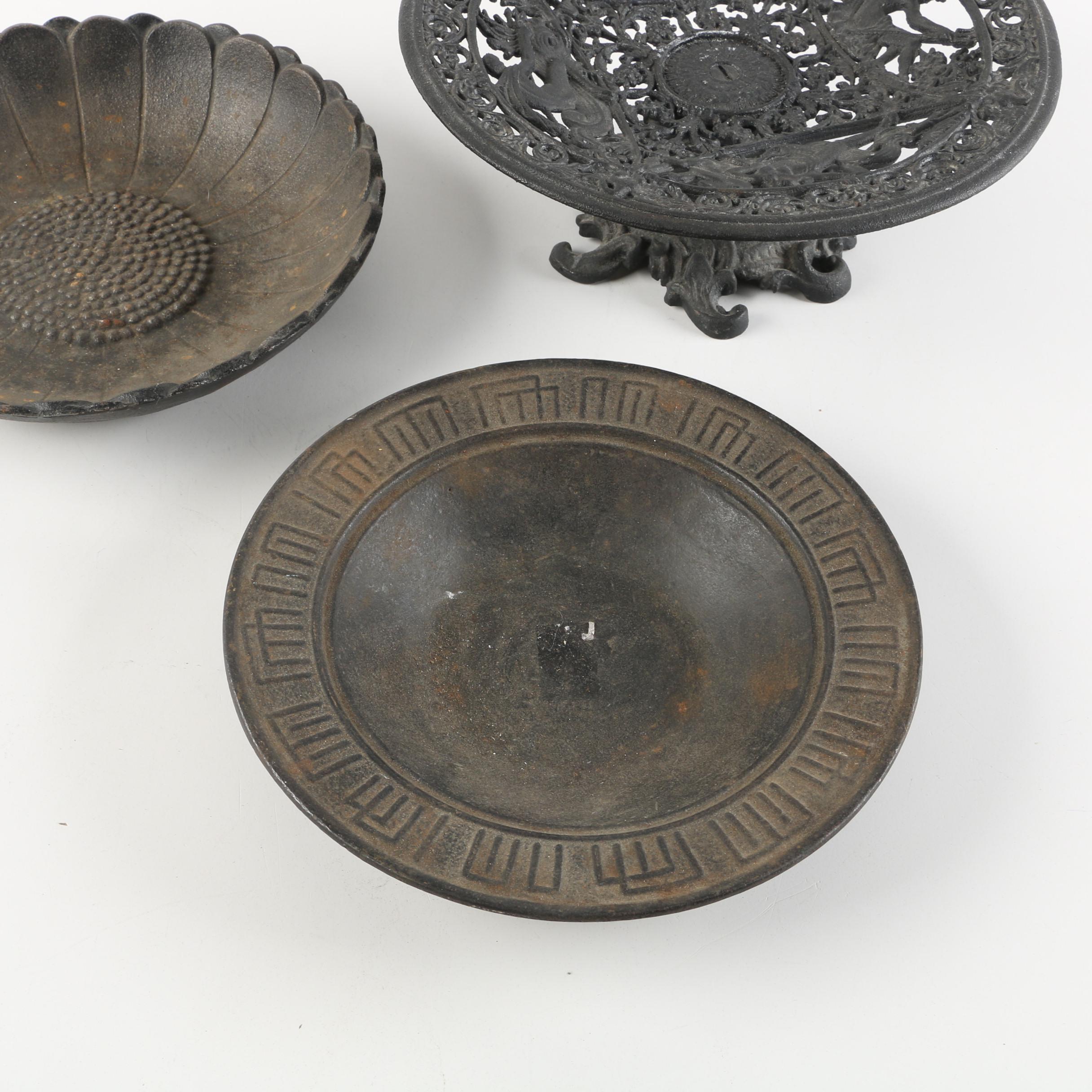 Vintage Cast Iron Compote and Bowls EBTH