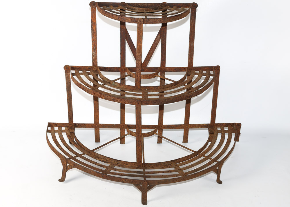 Metal Outdoor Stands EBTH