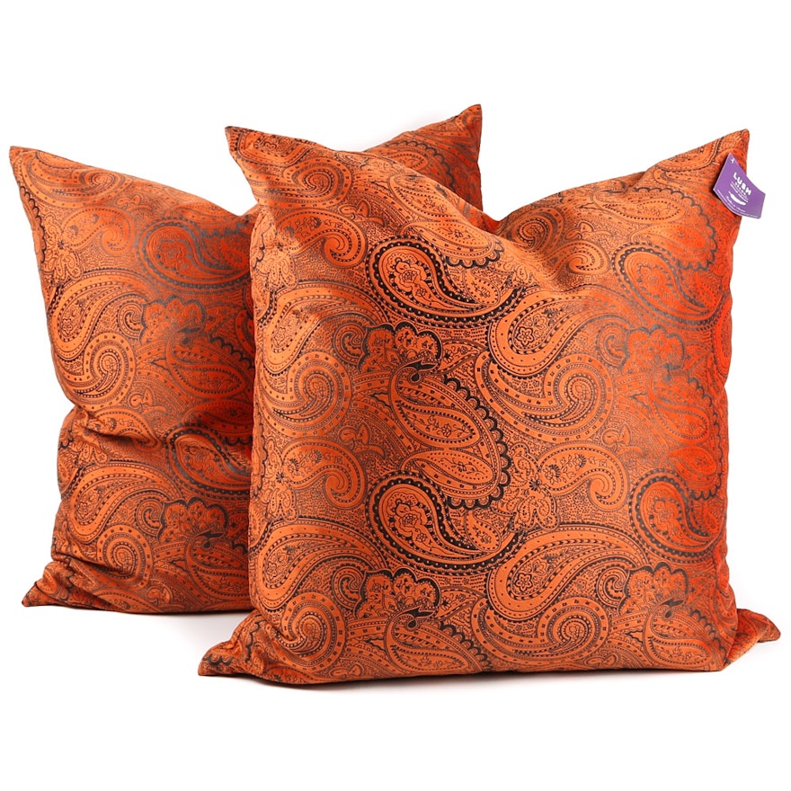 FeatherFilled Paisley Bed Pillows By Lush Decor EBTH Custom Lush Decor Throw Pillows FeatherFilled Paisley Bed Pillows By Lush Decor EBTH Custom Lush Decor Throw Pillows