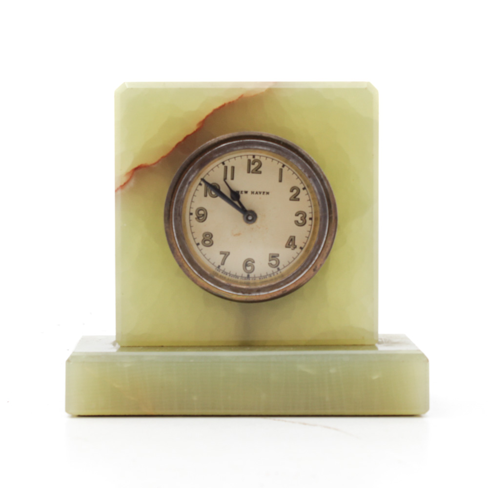 Vintage New Haven Green Onyx Desk Clock Ebth