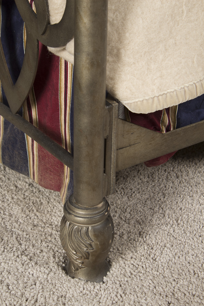 Canopy Queen Size Bed Frame | EBTH