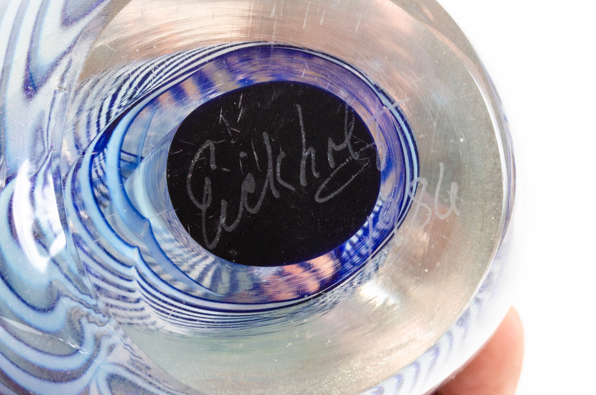 Robert Eickholt Signed Art Glass Paperweight, 1986 EBTH