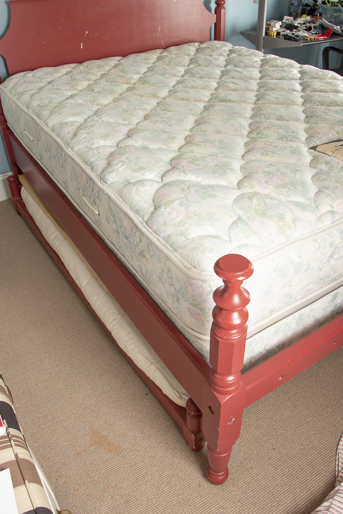Federal Style Painted Queen Size Bed Frame with Trundle Bed, 20th