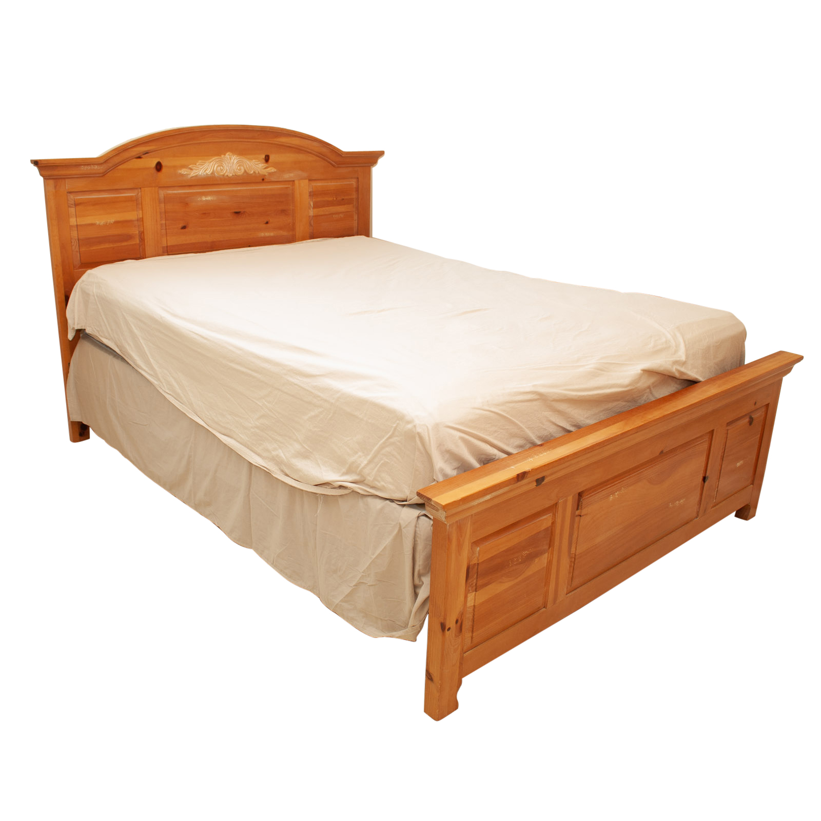 Country Style Pine Queen Broyhill Bed Frame, Late 20th Century EBTH