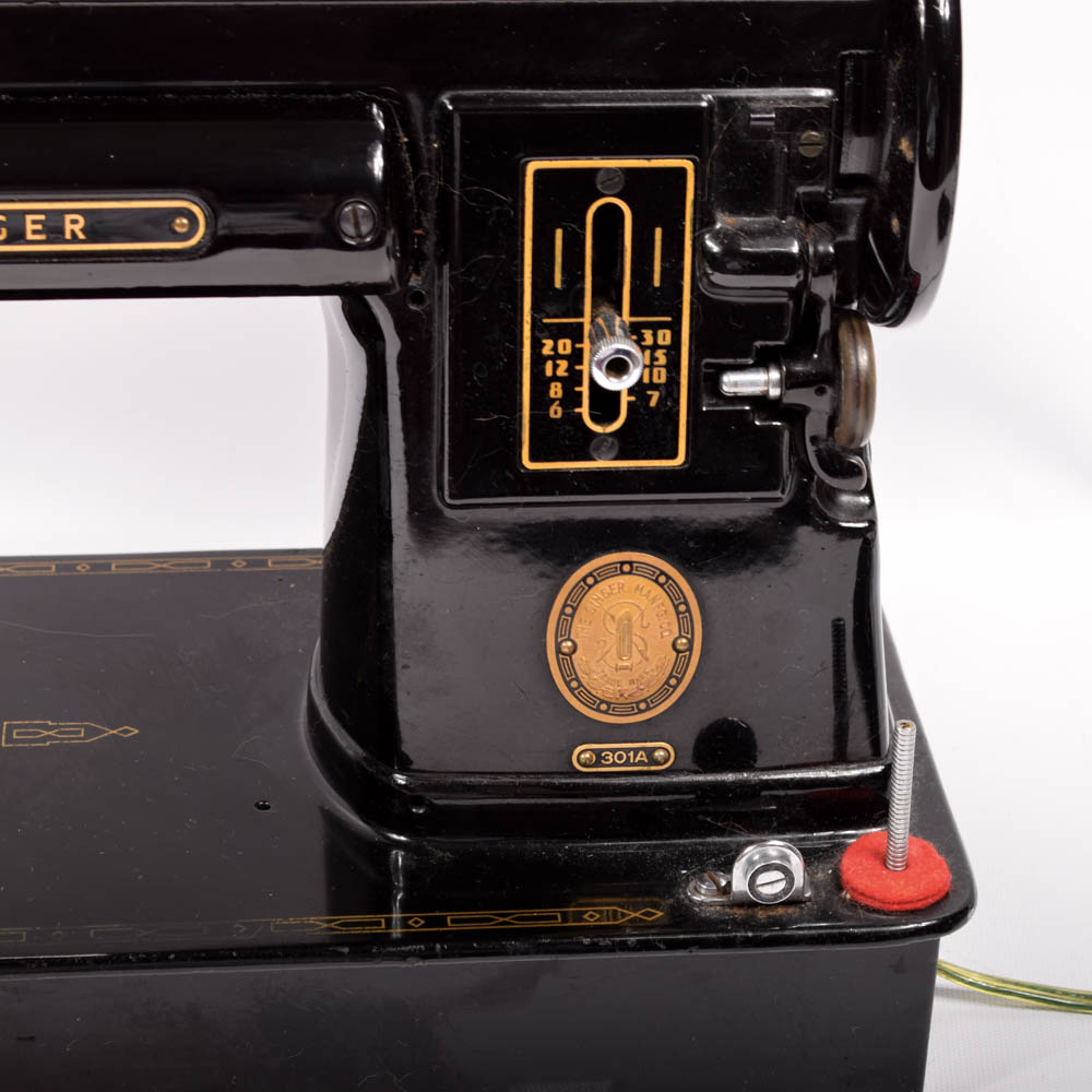 Vintage Singer 301A Sewing Machine | EBTH