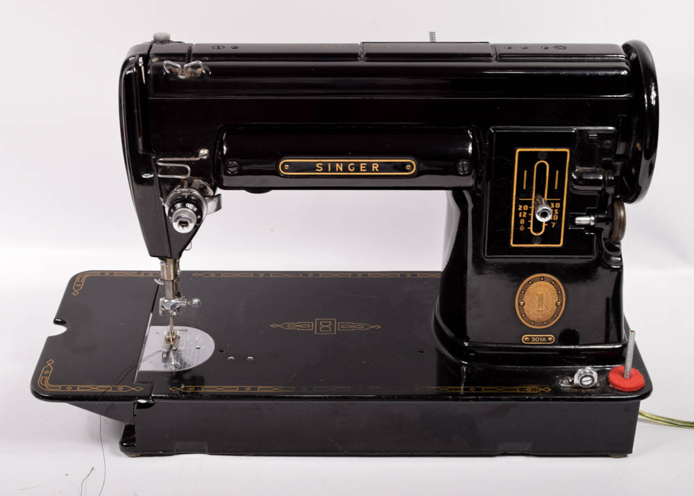 Vintage Singer 301A Sewing Machine EBTH