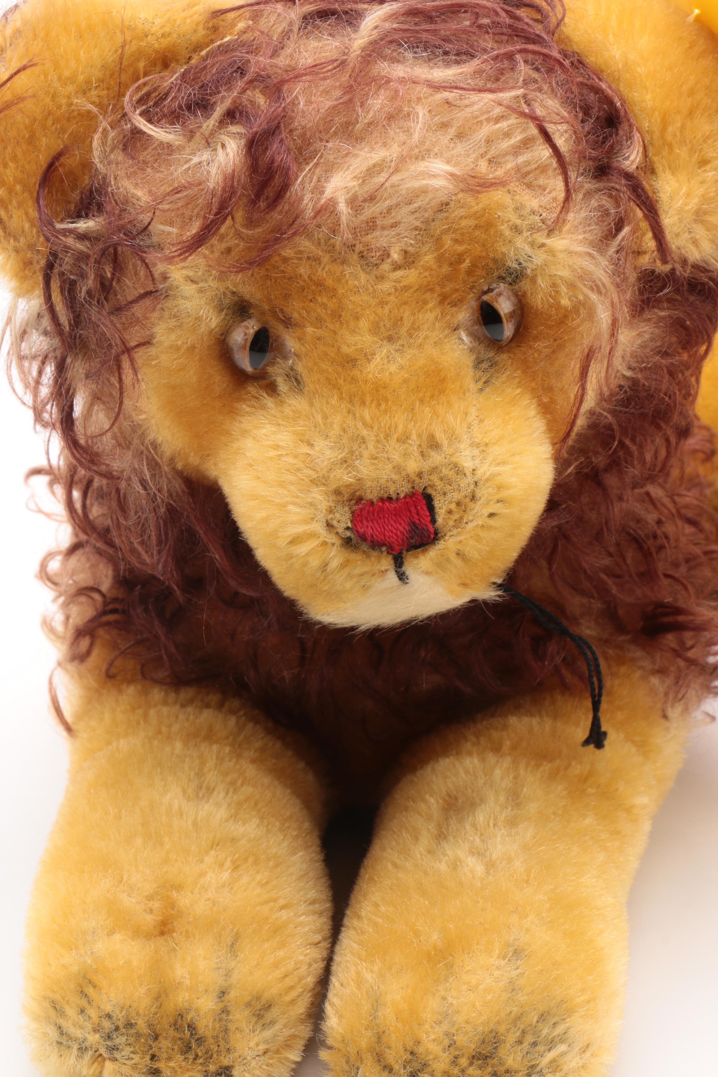 Vintage Stuffed Lion Toy with Articulated Head EBTH