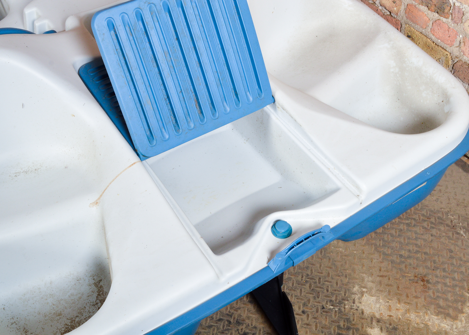 Pelican RamX FourPerson Pedal Boat with Retractable Awning EBTH