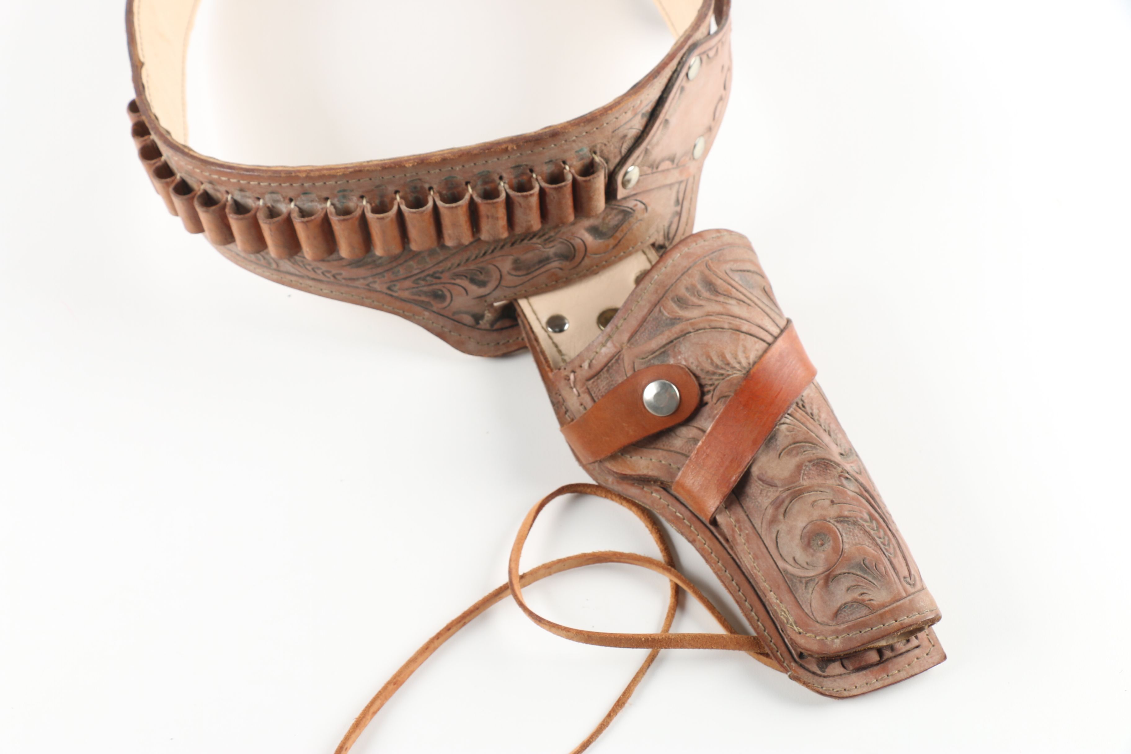 Tooled Leather Gun Holster and Belt EBTH