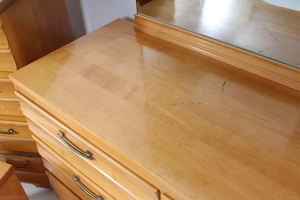 Maple Bedroom Suite from Kling Furniture EBTH