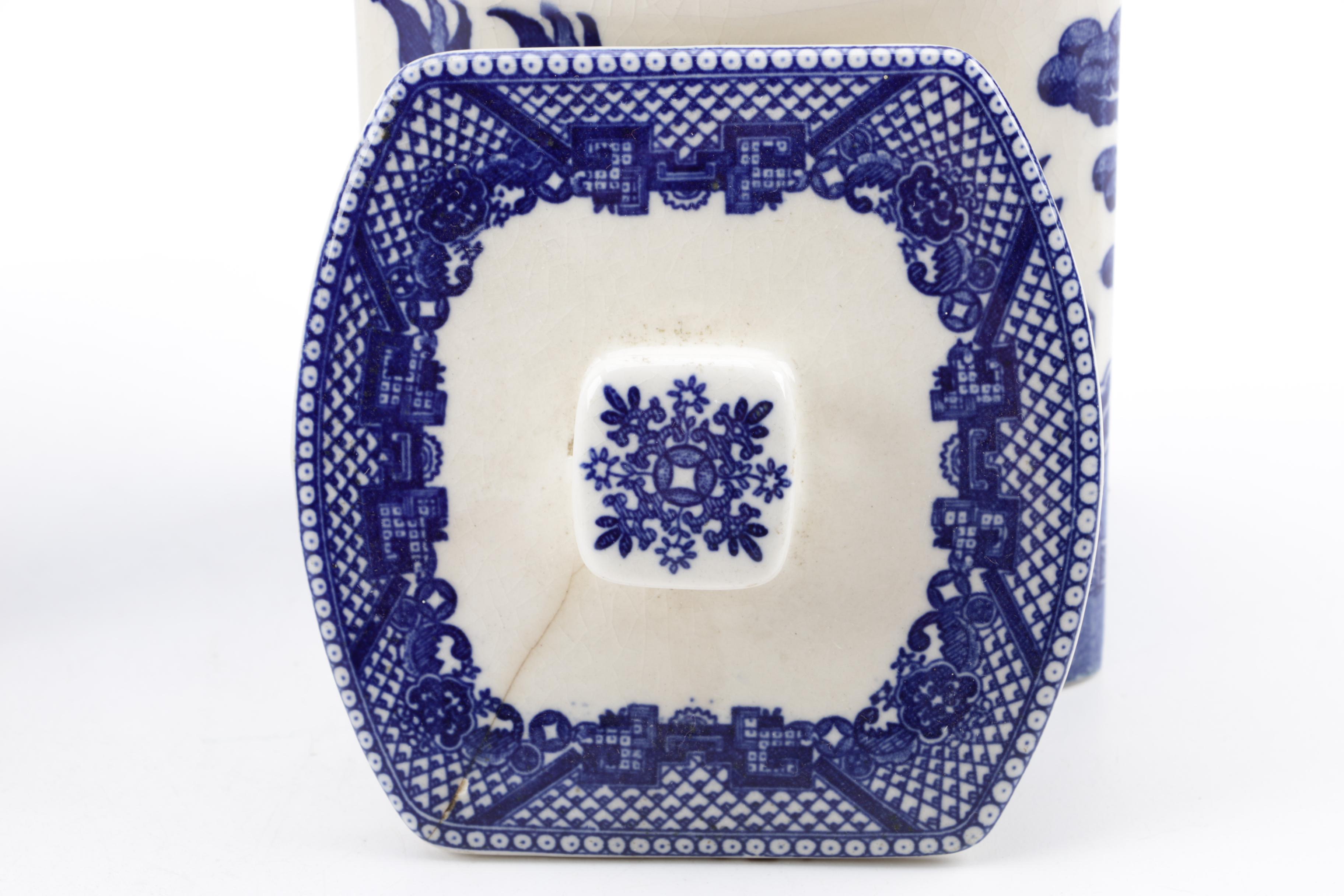 "Blue Willow" Ceramic Kitchen Canisters EBTH