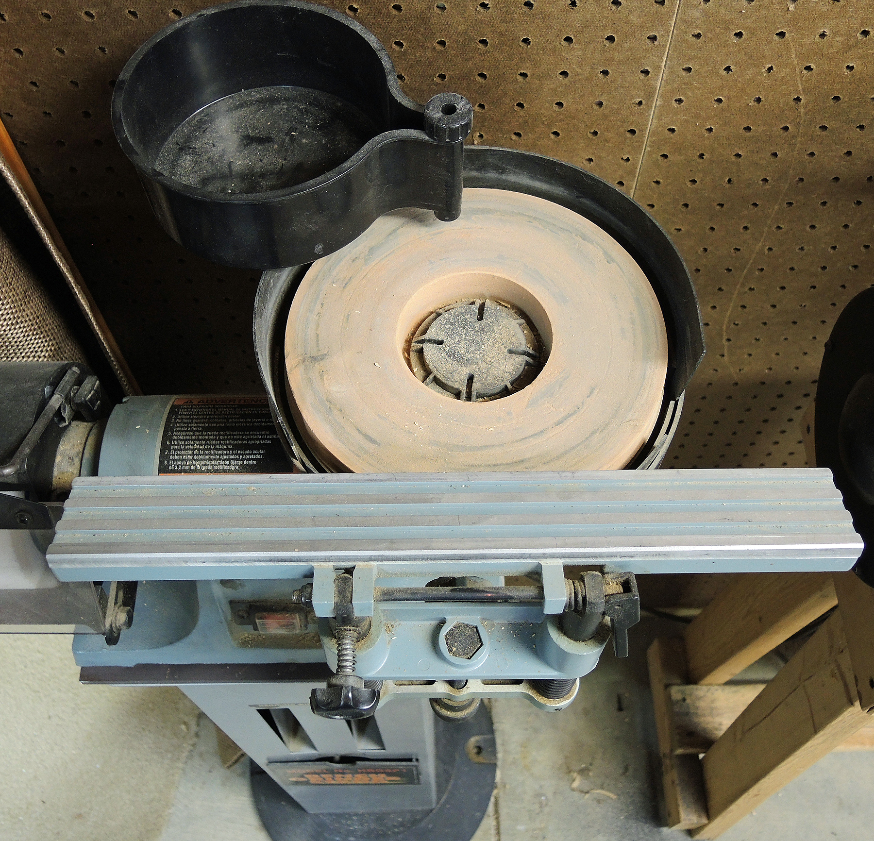 Delta Sharpening Center with Stand EBTH