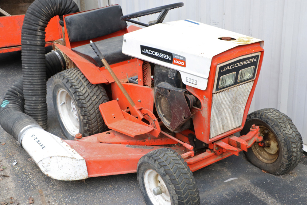 Jacobsen "Chief 1000" Lawn Tractor and Accessories EBTH