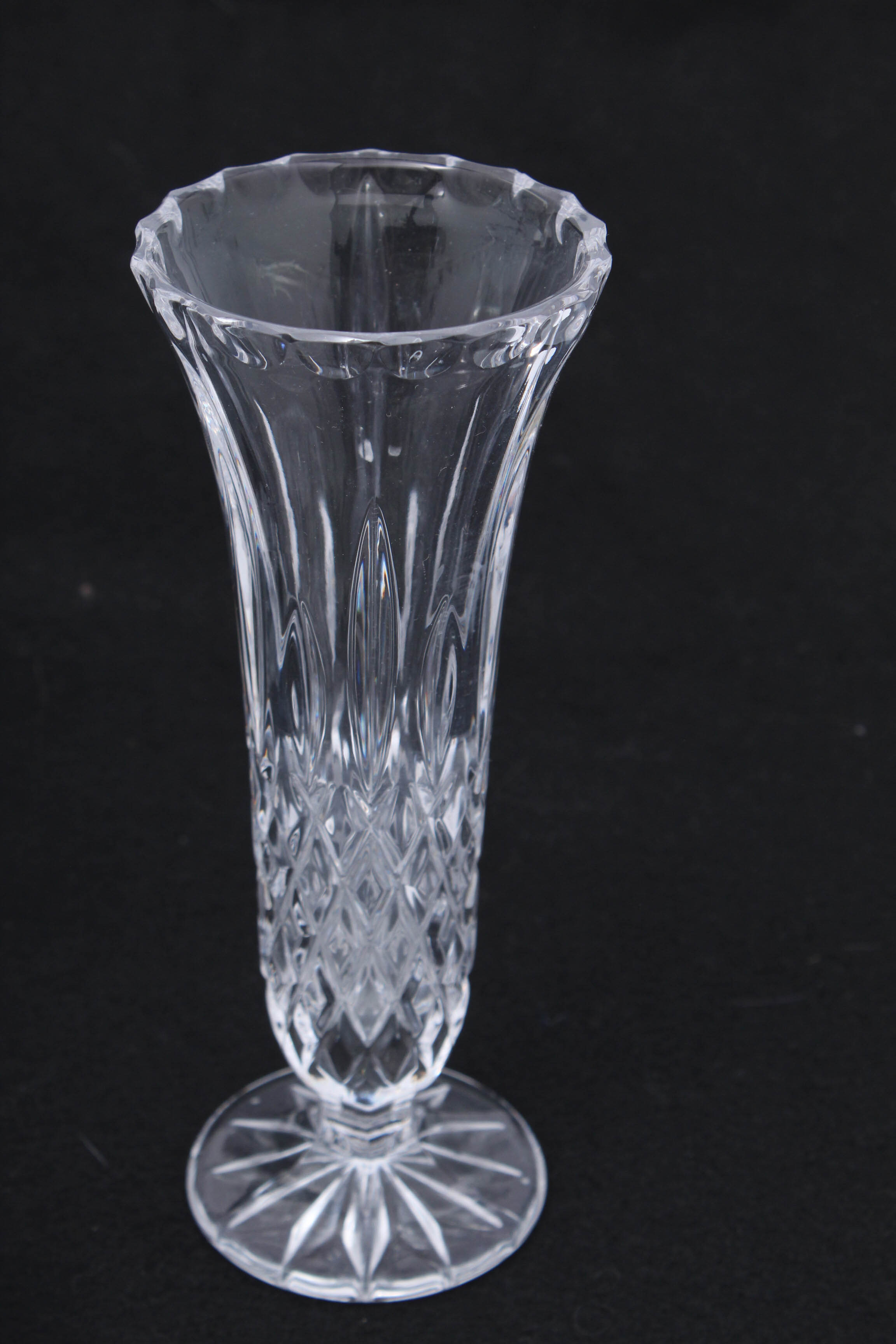 Crystal and Glass Decor Featuring Mikasa and Macryl Crystal EBTH