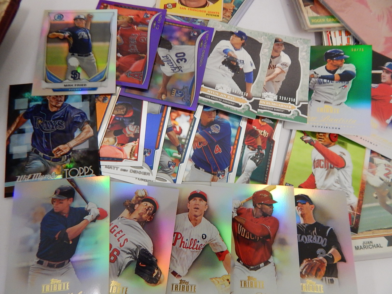 Sports Card and Memorabilia Collection with Lefty Grove, W. Mays, More EBTH