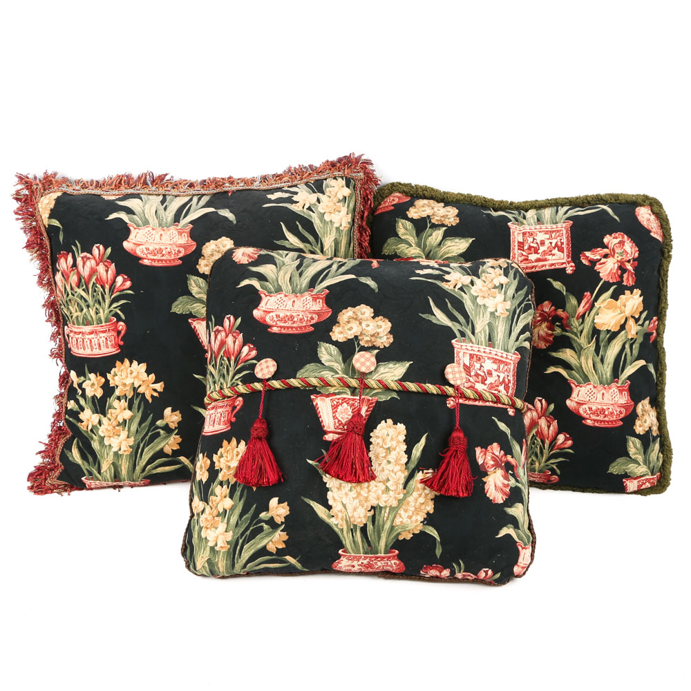 Vintage Throw Pillows Needlepoint Throw Pillows Ebth