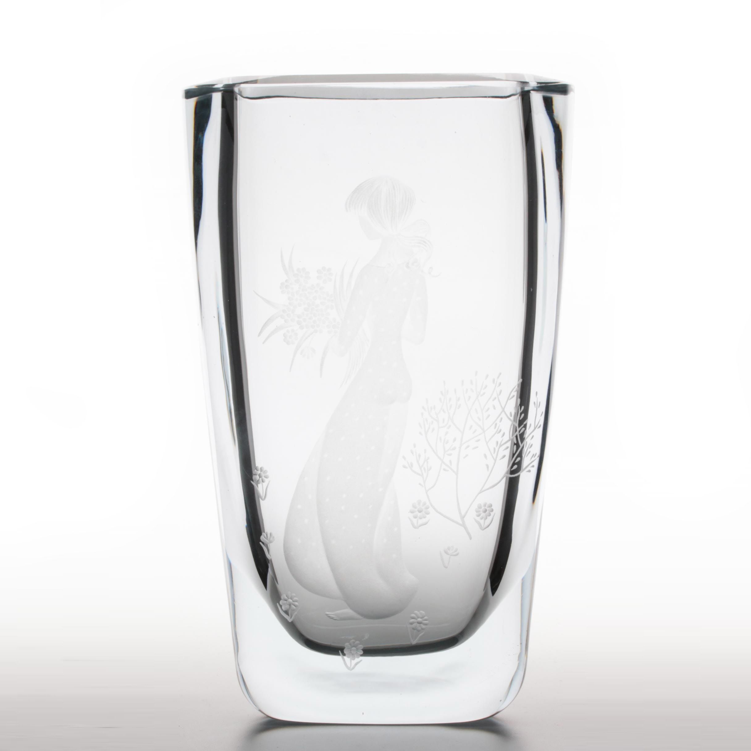 Signed Strombergshyttan Scandinavian Art Glass Vase Ebth