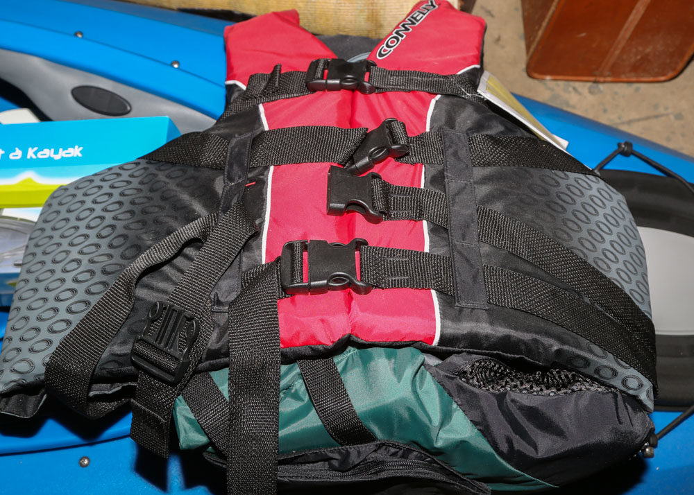 Equinox 10.4 Kayak and Accessories EBTH