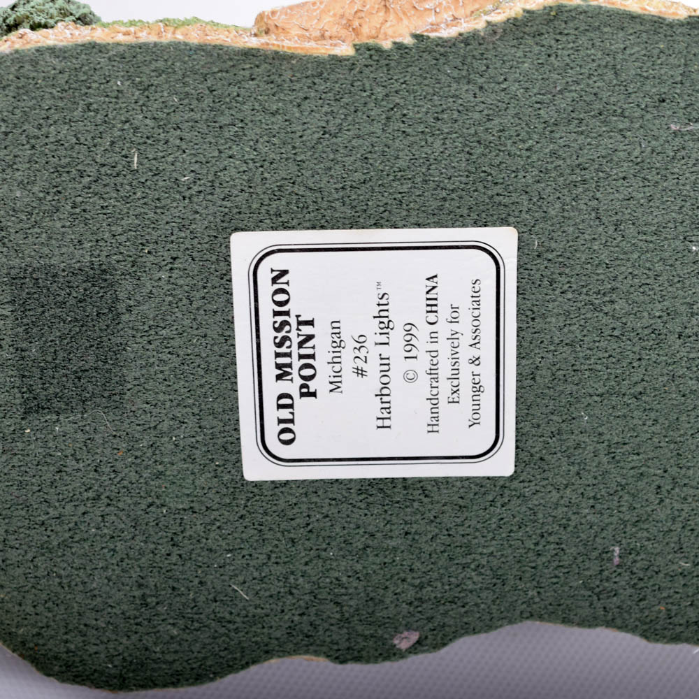 Harbour Lights Miniature Michigan Lighthouses | EBTH