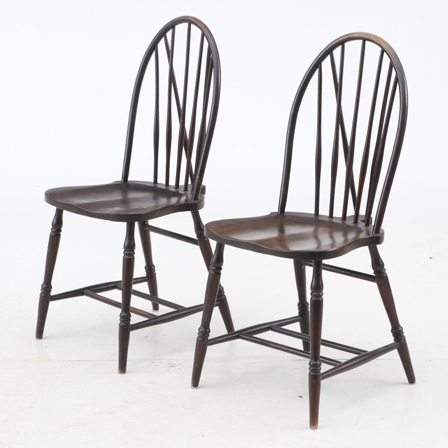 Download Vintage Windsor Style Side Chairs by Phoenix Chair Company | EBTH