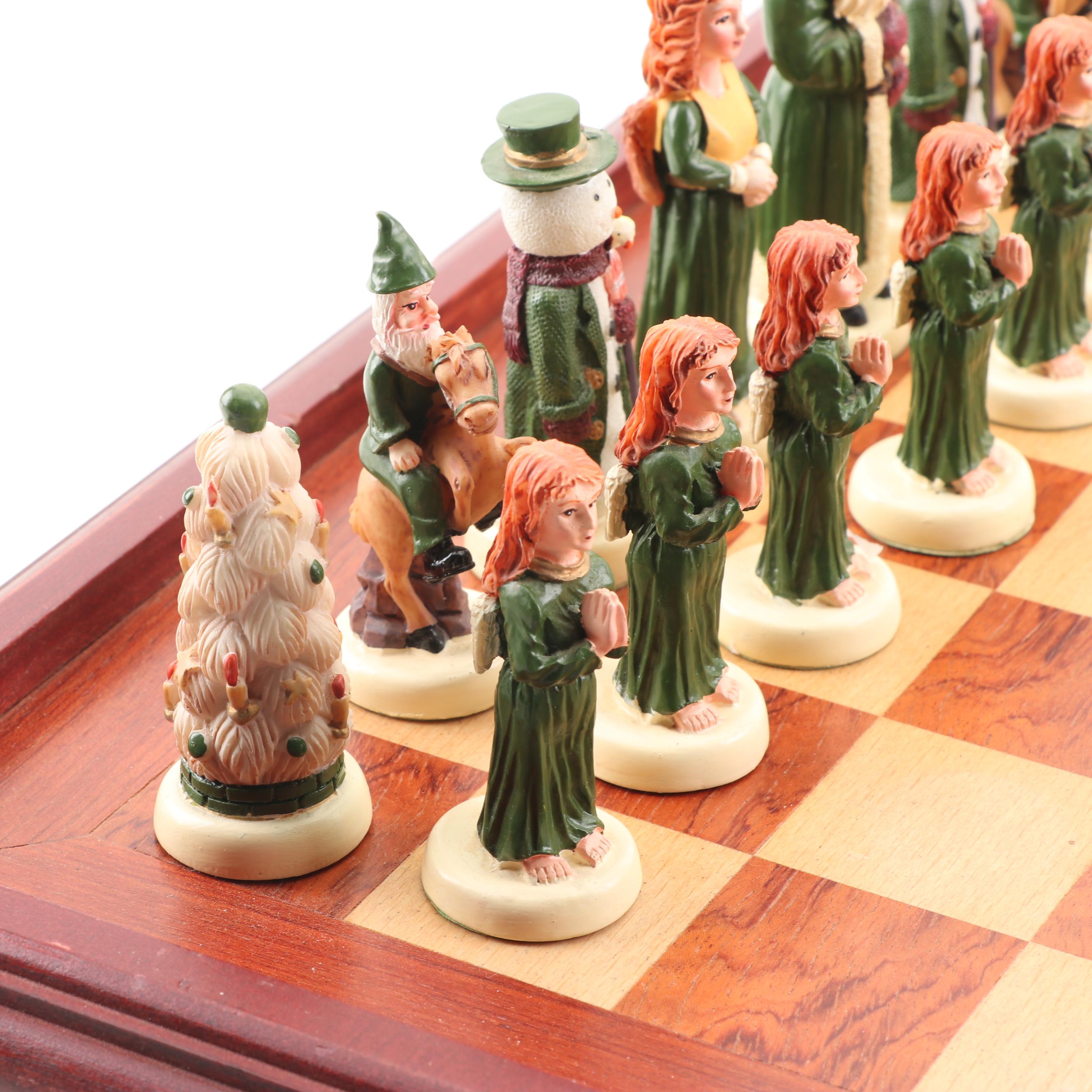Holiday Themed Chess Set EBTH