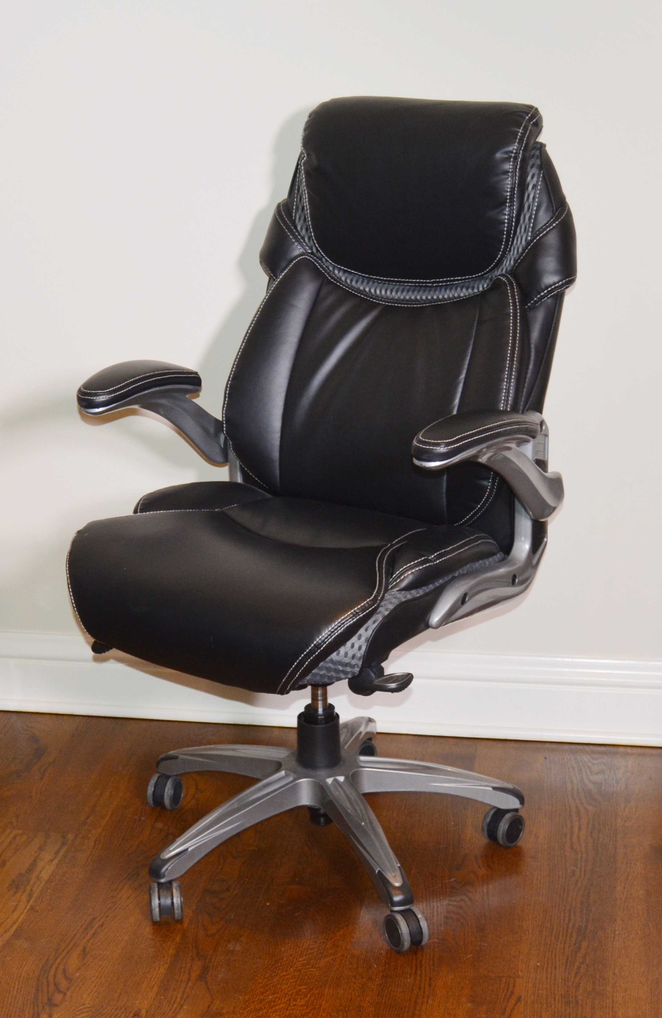 Octaspring Manager Office Chair by True Innovations EBTH