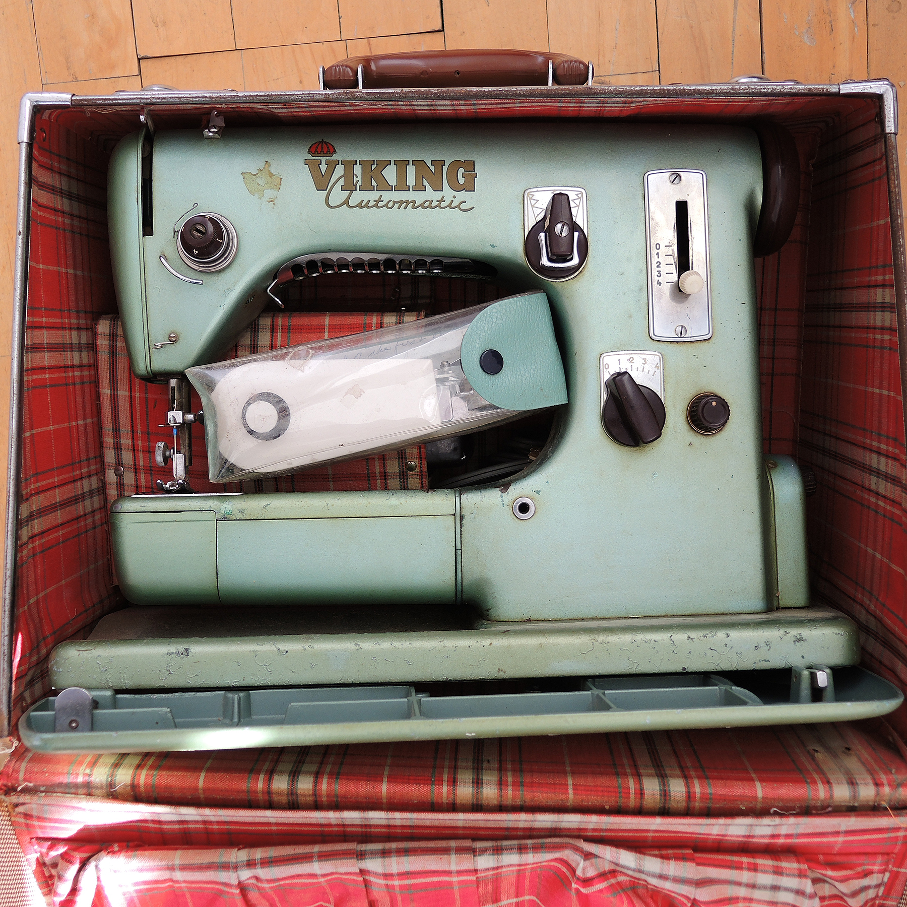 Vintage Viking Sewing Machine and More EBTH