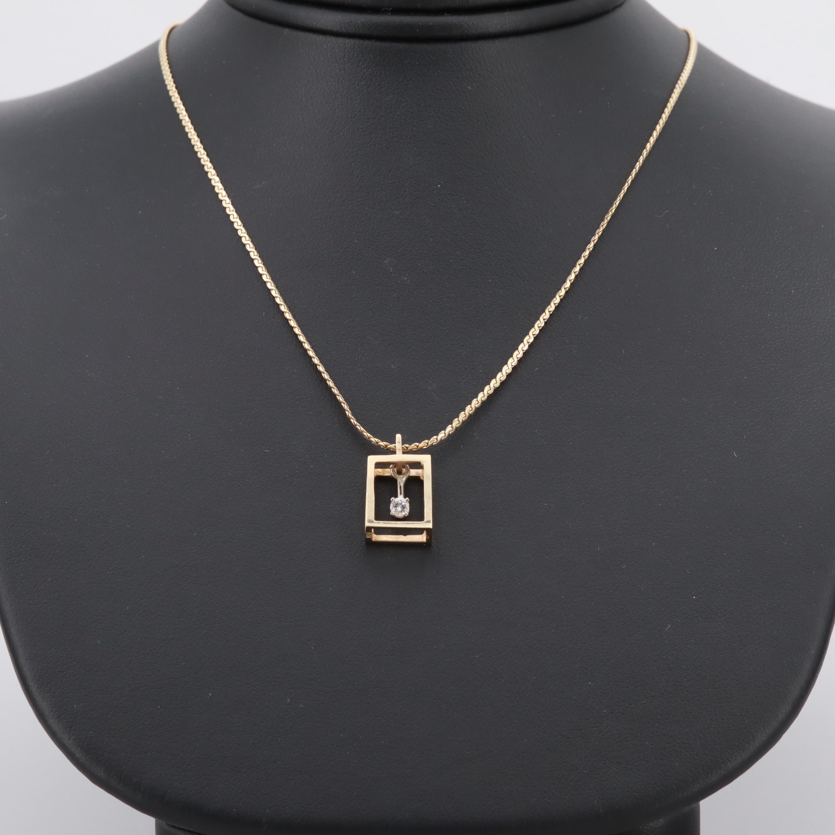 14K Yellow Gold Diamond Frame Pendant Necklace EBTH