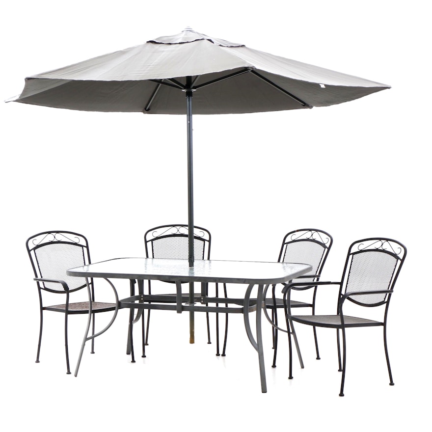 Patio Dining Table And Chairs With Home Trends Umbrella Ebth