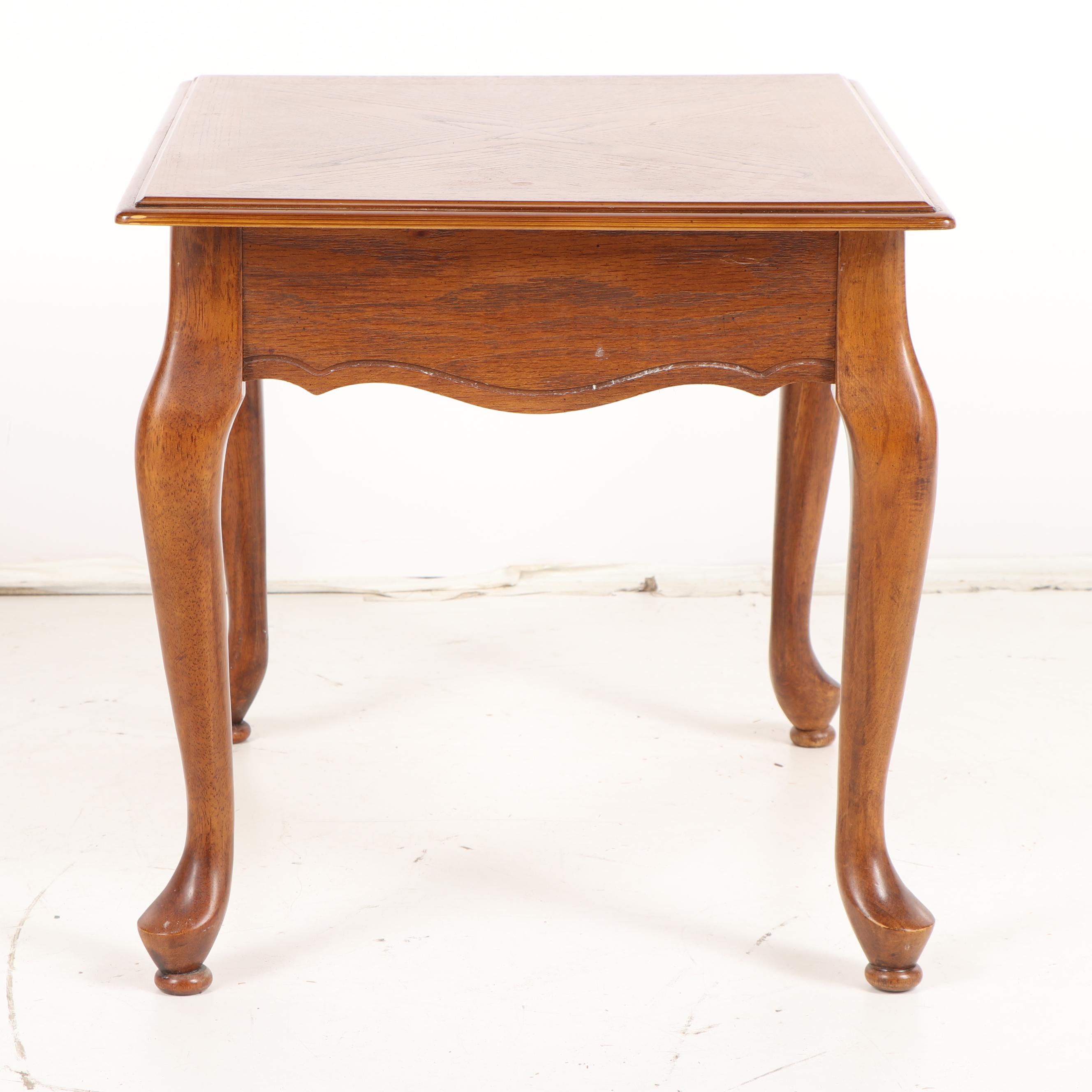 Queen Anne Style Oak End Table Pair, 20th Century EBTH