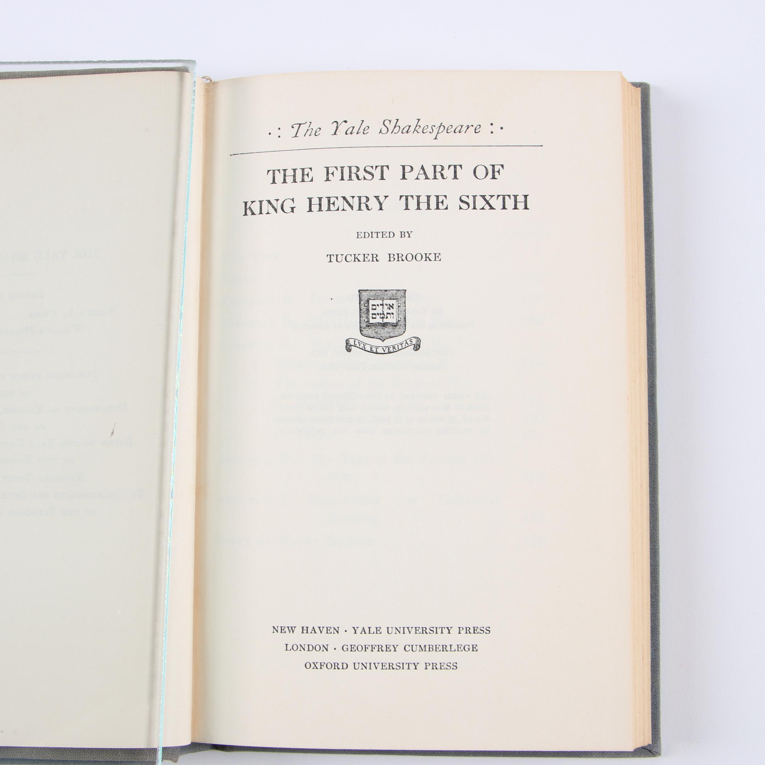 "The Yale Shakespeare" Book Series EBTH