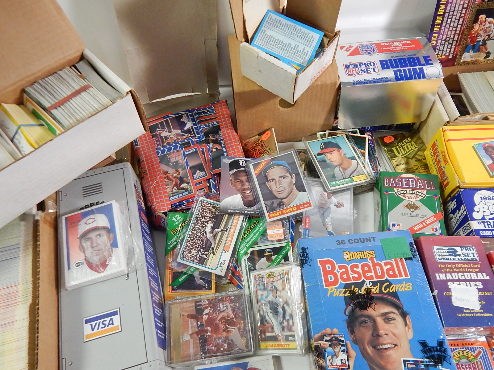 Large Sports Card Collection with Around 3000 Cards with Sets, Rookies